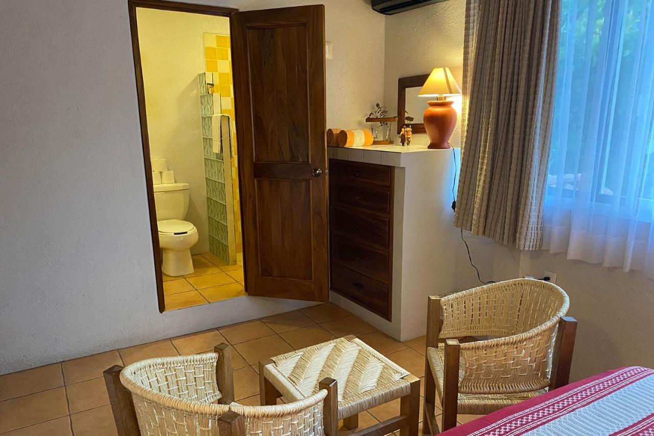 Zandoyo Bed & Breakfast Puerto Escondido  Exterior photo